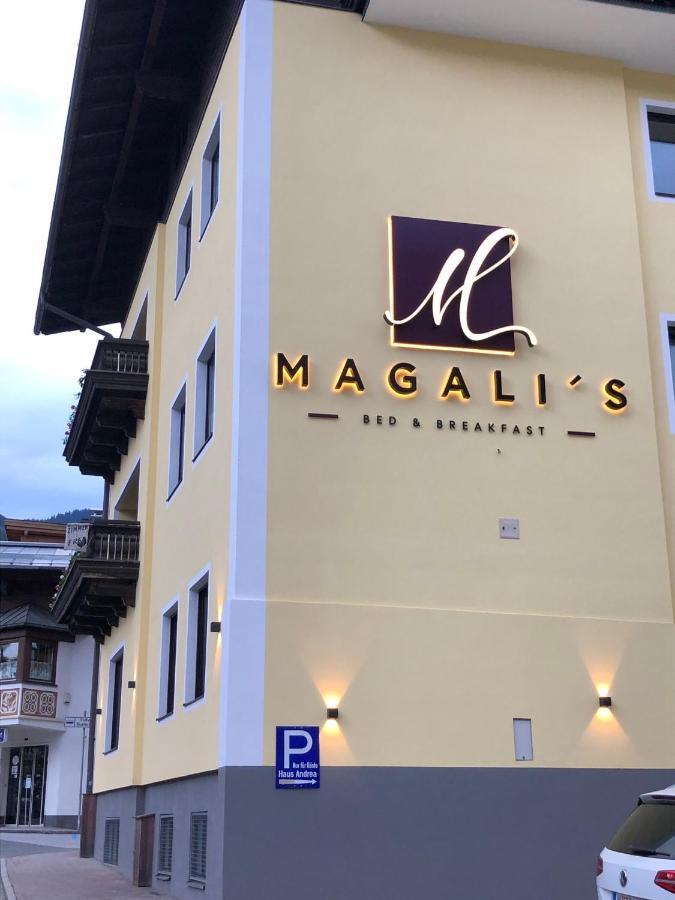 Magali'S, Bed & Breakfast - Inclusive Summer Card เซลล์อัมเซ ภายนอก รูปภาพ